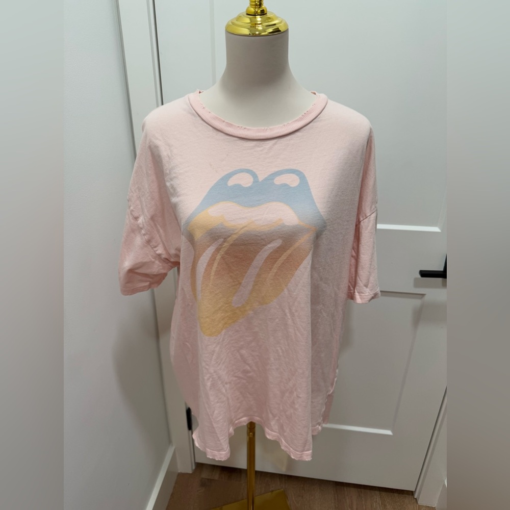 American Eagle tailgate T-shirt size L, but fits very oversized